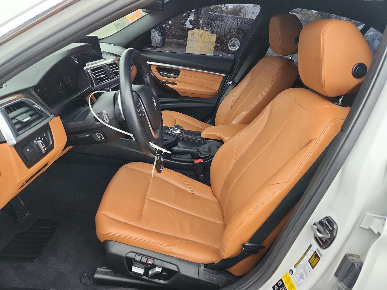 2018 BMW Seria 3 330i - zdjęcie 7