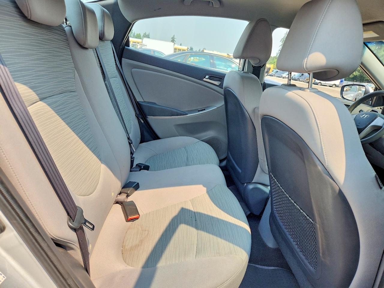 2015 Hyundai Accent Gls - zdjęcie 10
