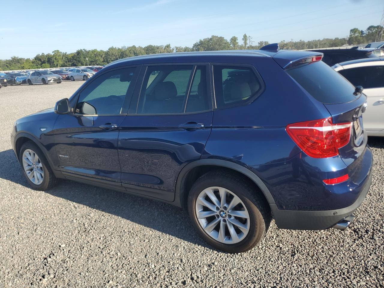 2017 BMW X3 Sdrive28I - zdjęcie 2