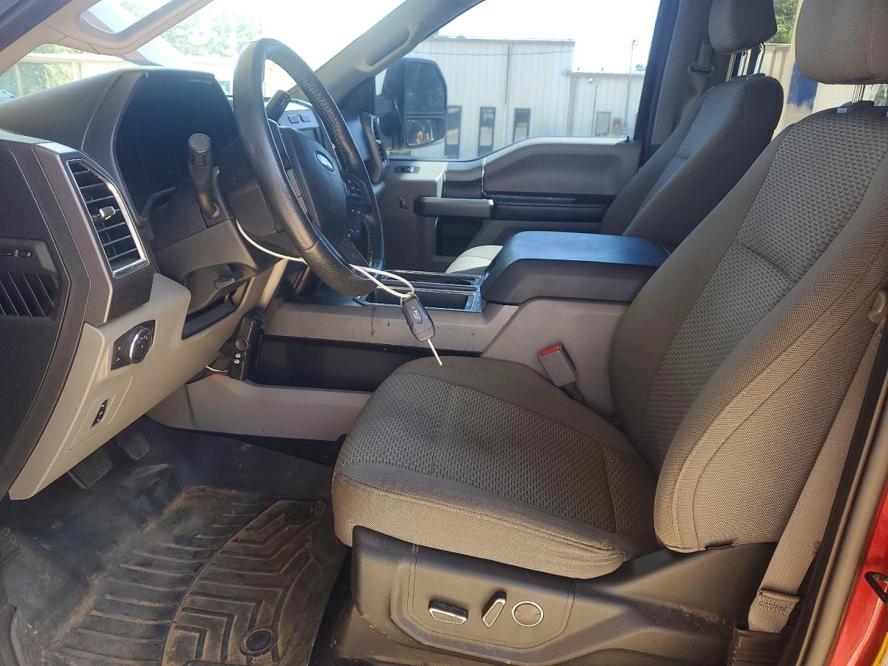 2015 Ford F150 Supercrew - zdjęcie 7
