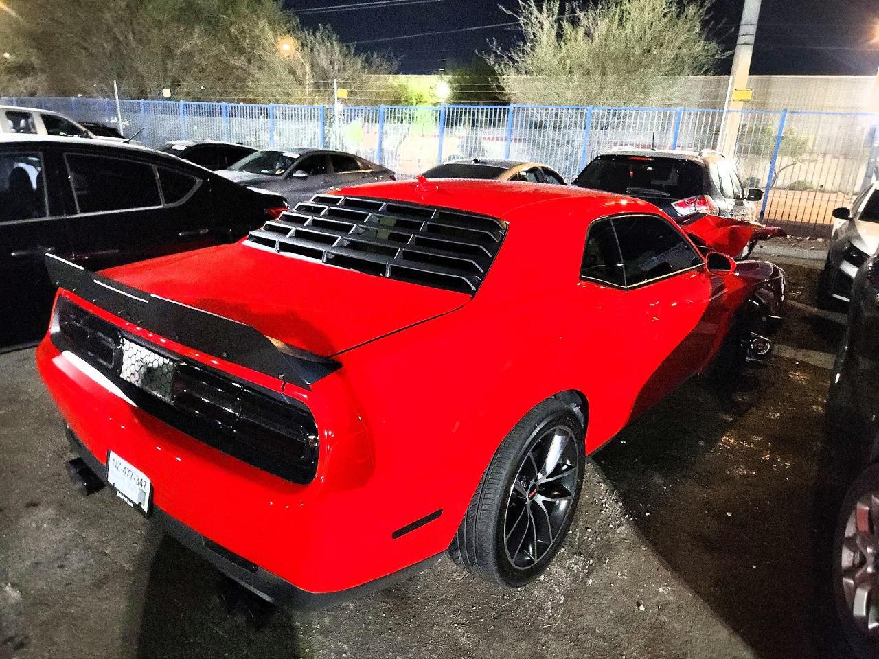 2016 Dodge Challenger R/T Scat Pack - zdjęcie 3