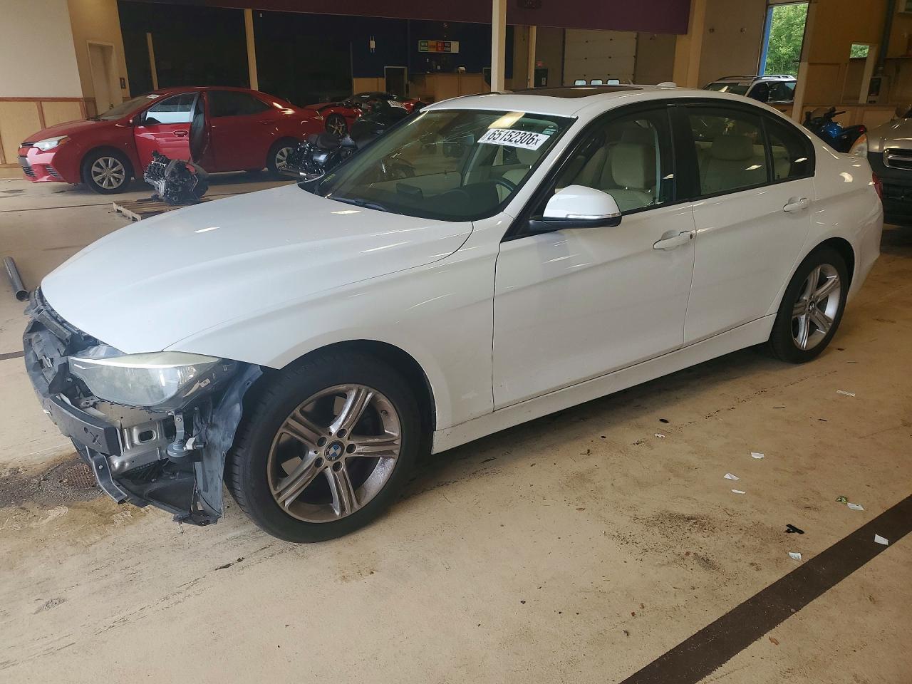 2014 BMW 320 I xDrive - zdjęcie główne
