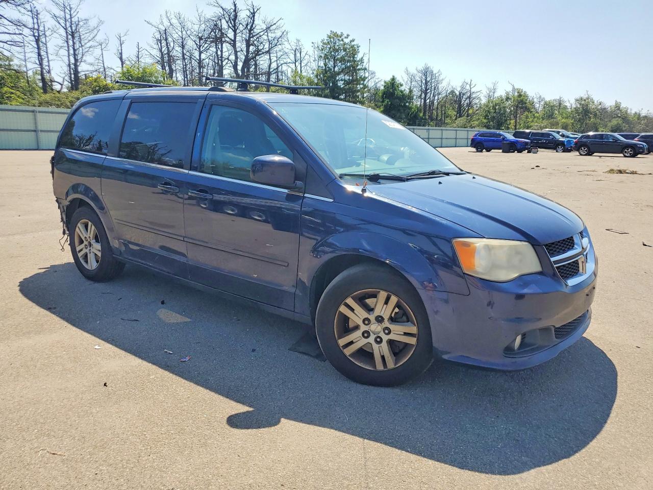 2013 Dodge Grand Caravan Crew - zdjęcie 4