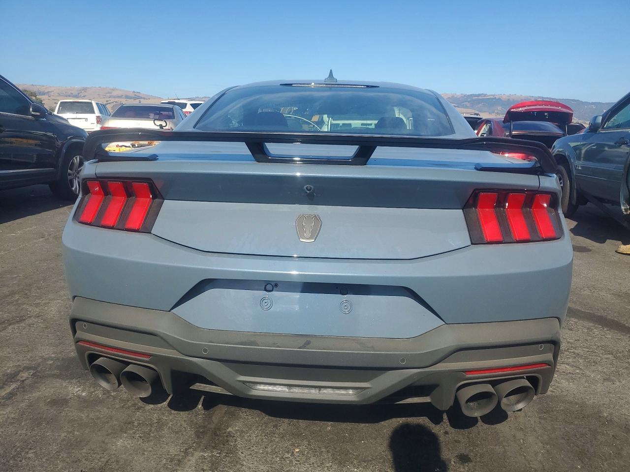 2024 Ford Mustang Dark Horse - zdjęcie 6