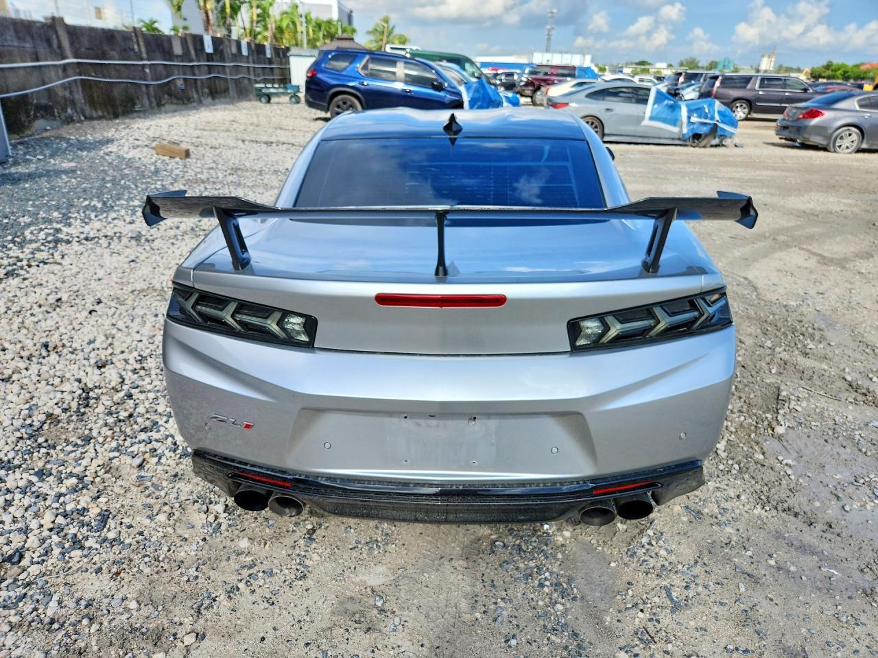 2017 Chevrolet Camaro Zl1 - zdjęcie 6