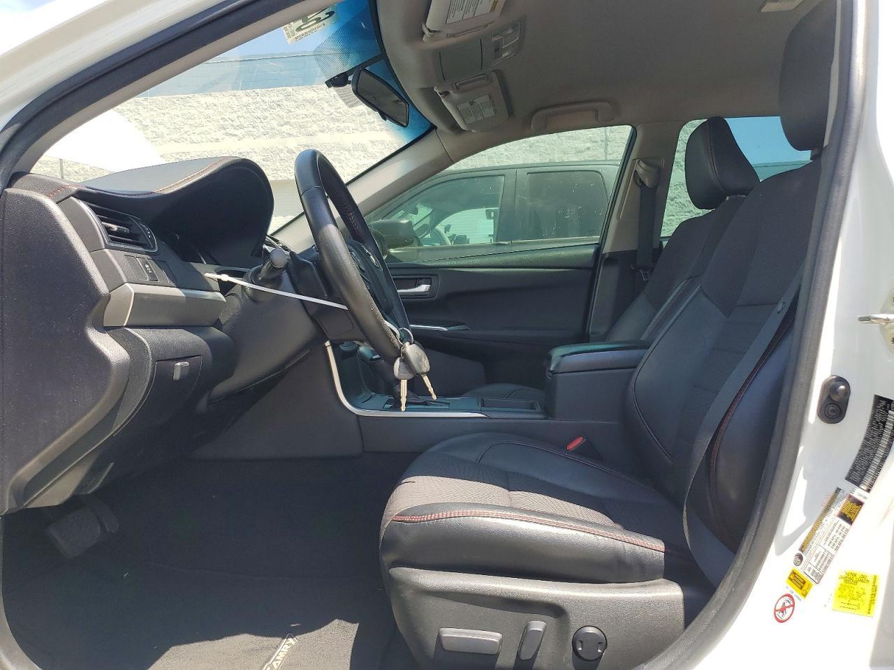 2017 Toyota Camry Se - zdjęcie 7