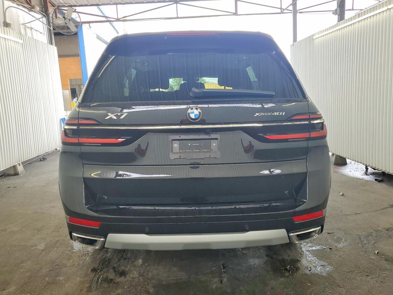 2027 BMW X7 xDrive40I - zdjęcie 6