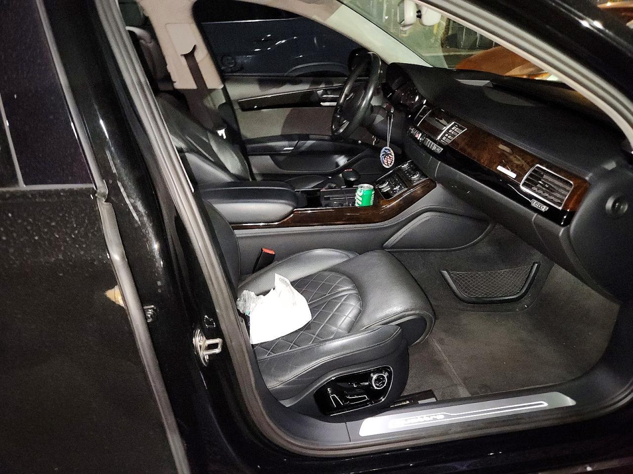 2018 Audi A8 L Quattro - zdjęcie 13