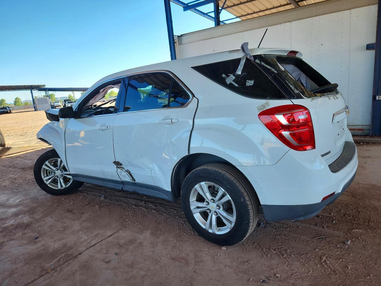 2017 Chevrolet Equinox Ls - zdjęcie 2