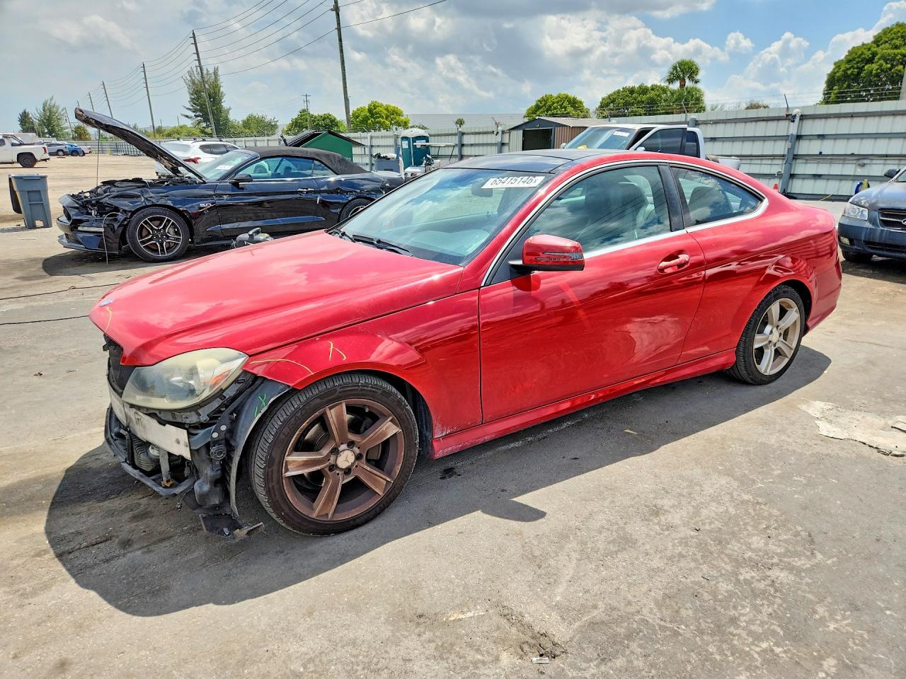 2013 Mercedes-Benz C 250 - zdjęcie główne
