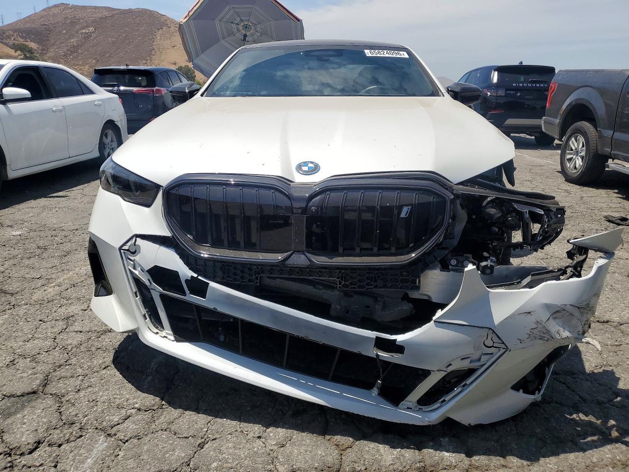 2025 BMW I5 xDrive 40 - zdjęcie 5