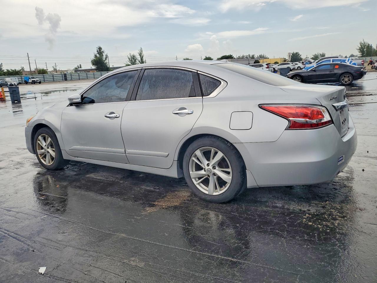 2015 Nissan Altima 2.5 Sv - zdjęcie 2