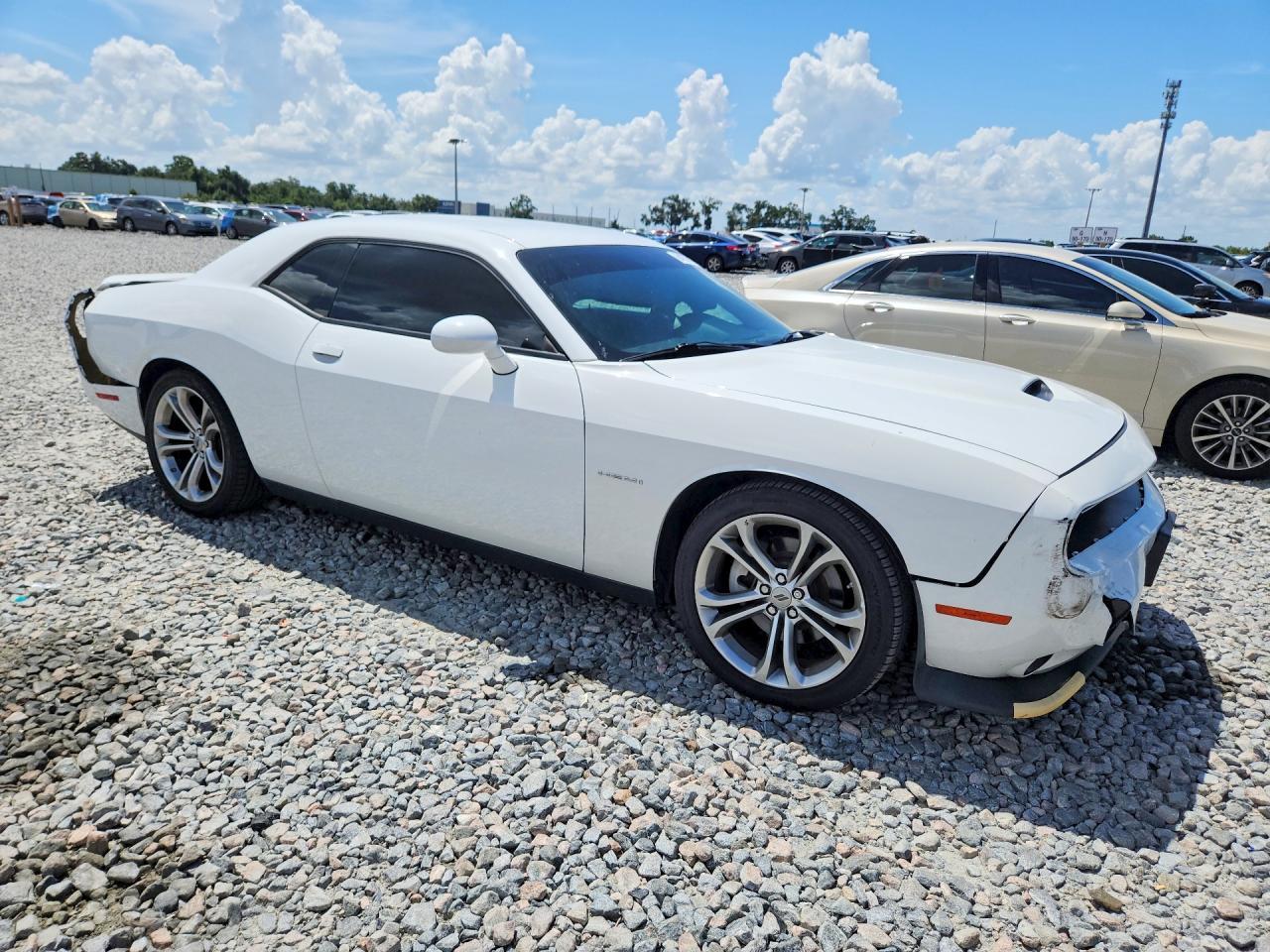 2022 Dodge Challenger R/T - zdjęcie 4