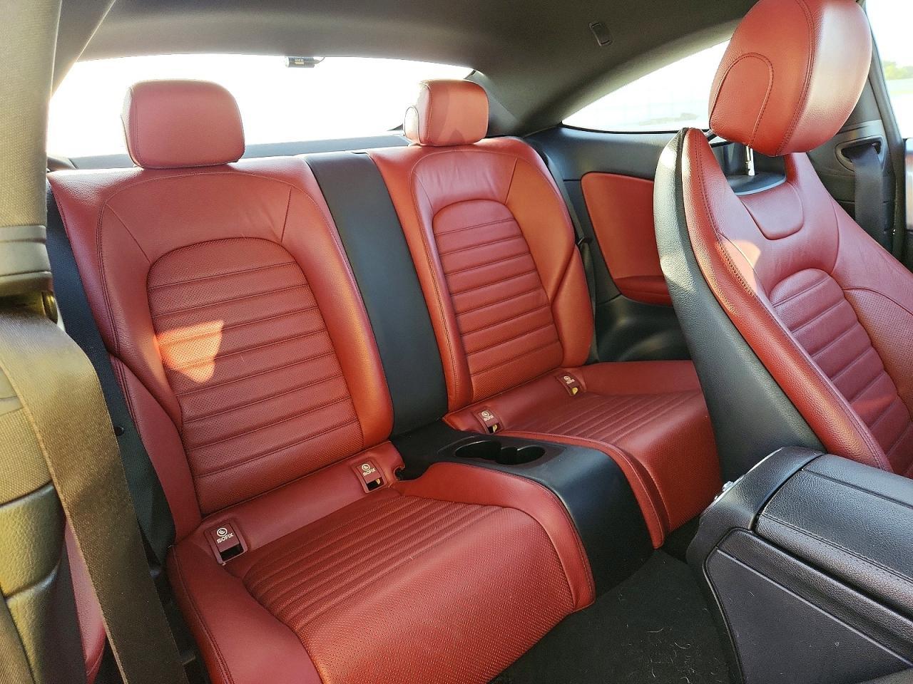 2019 Mercedes-Benz C 300 4Matic - zdjęcie 10