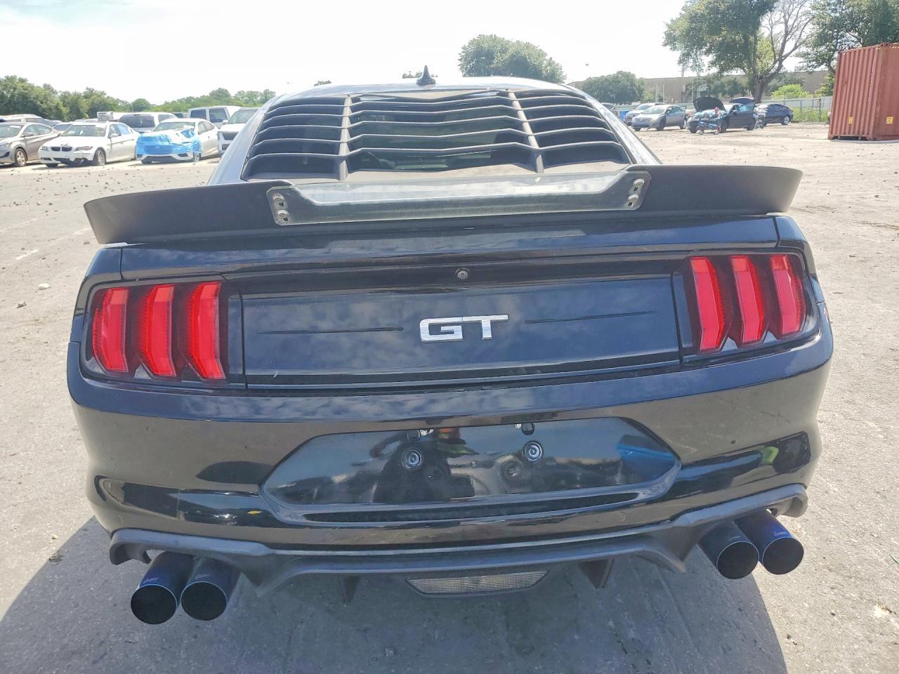 2021 Ford Mustang Gt - zdjęcie 6