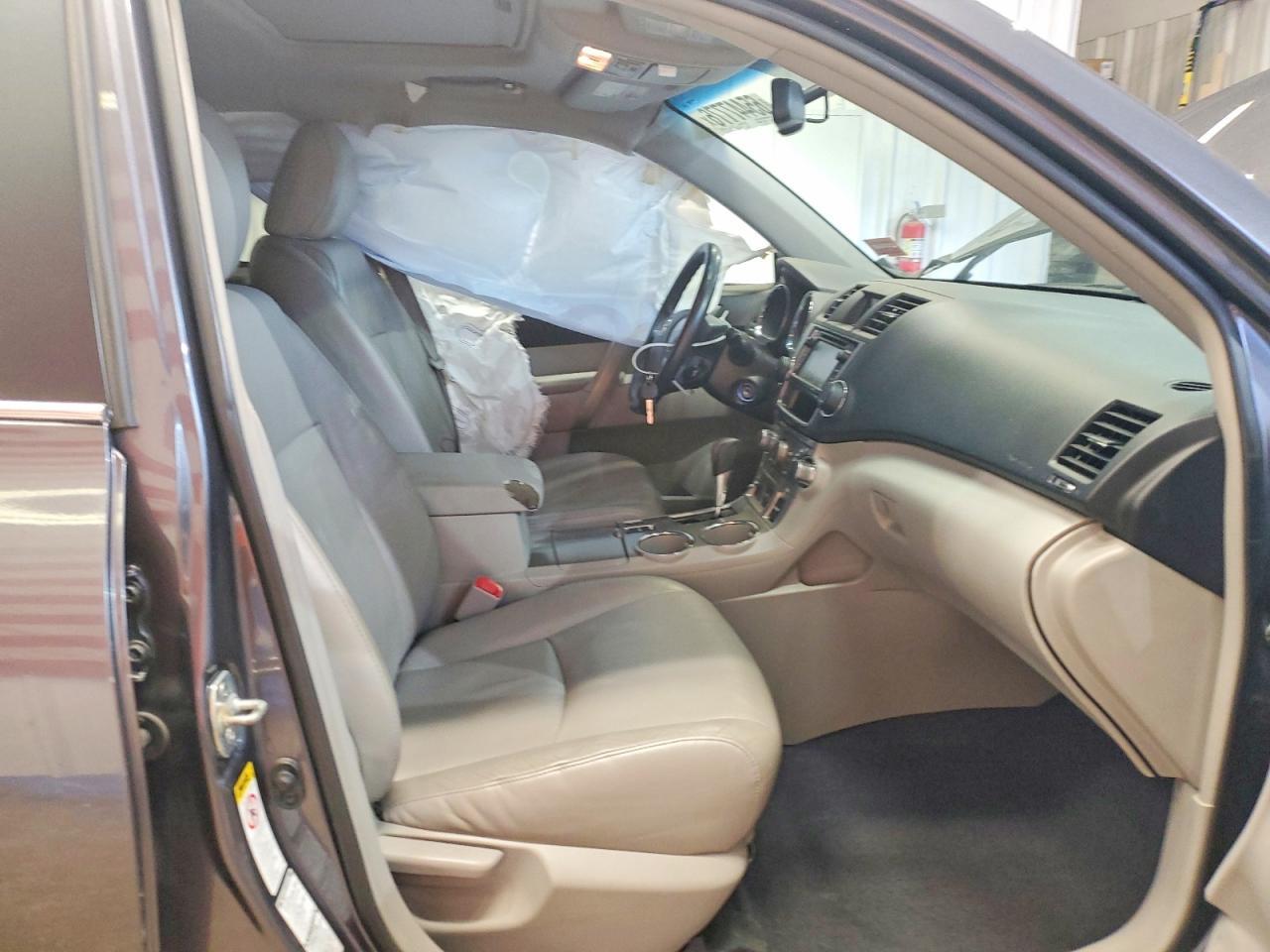 2013 Toyota Highlander Se - zdjęcie 7