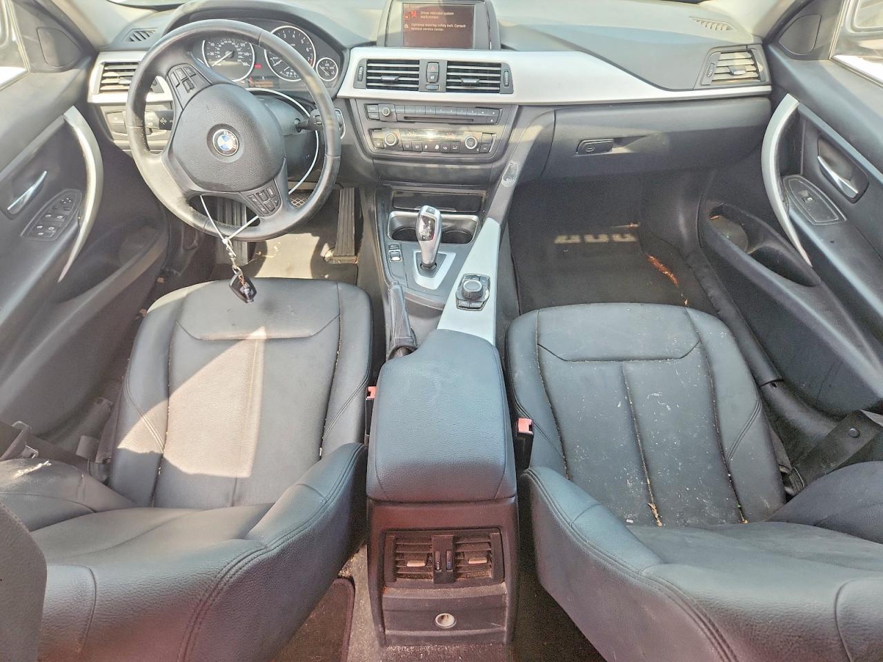 2013 BMW 328 I - zdjęcie 8