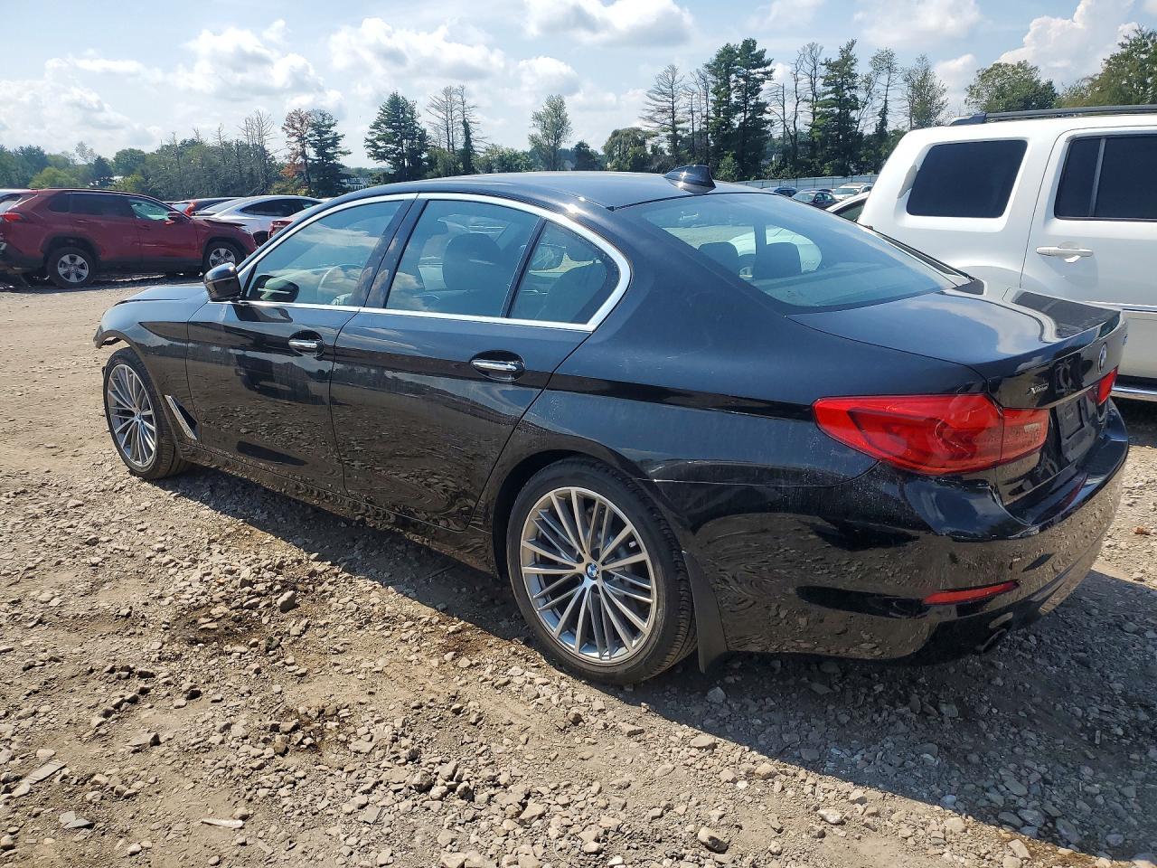 2018 BMW Seria 5 530i - zdjęcie 2