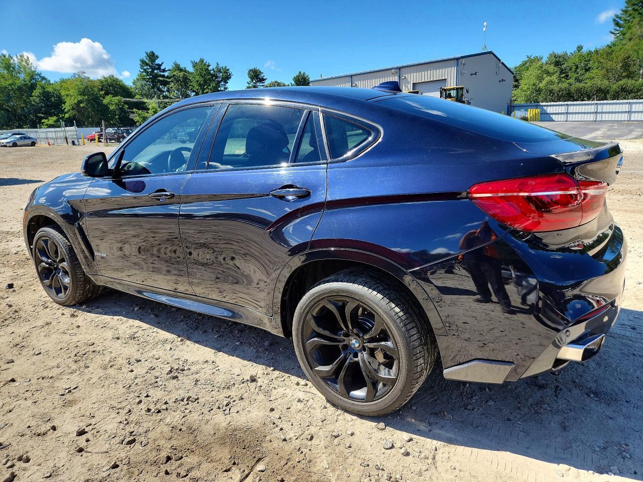 2016 BMW X6 xDrive35I - zdjęcie 2