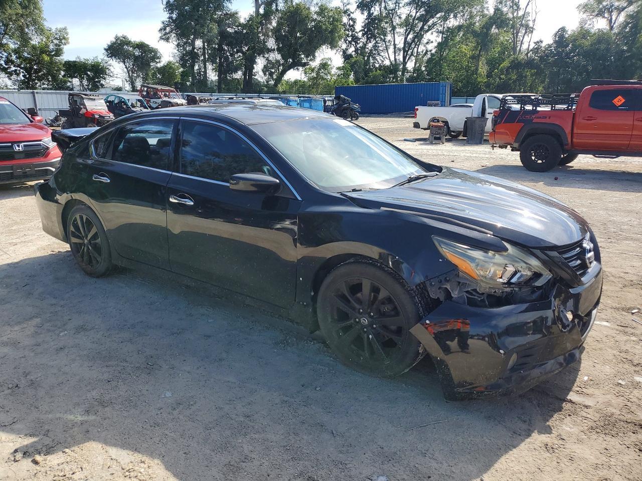 2018 Nissan Altima 2.5 Sr - zdjęcie 4