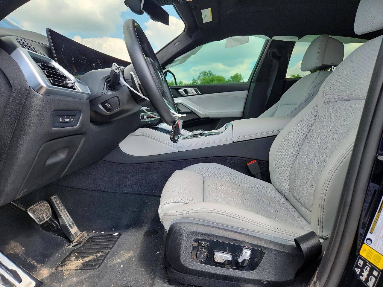 2024 BMW X6 xDrive40I - zdjęcie 7