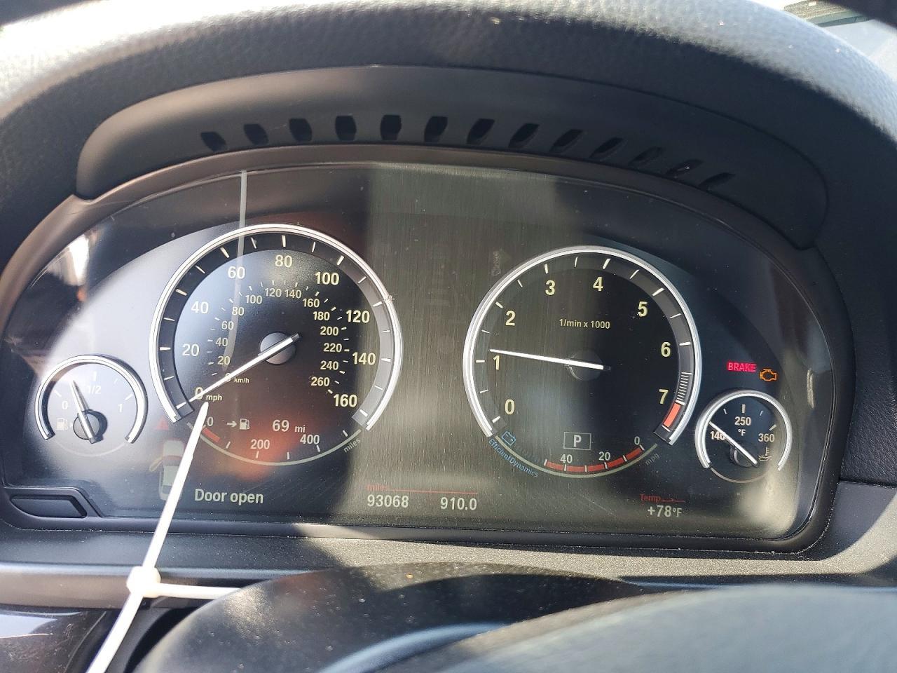 2016 BMW 528 I - zdjęcie 9