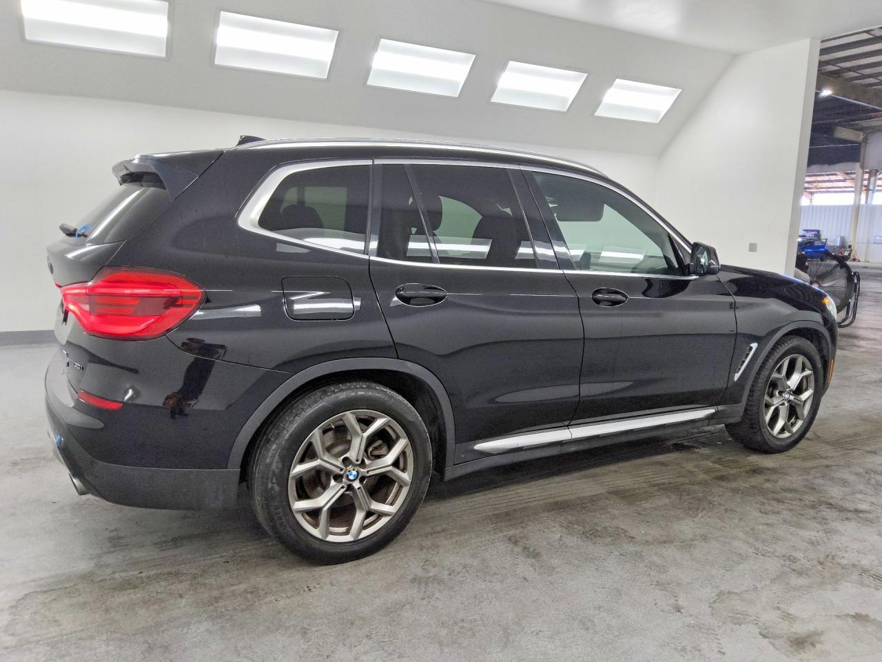 2021 BMW X3 Sdrive30I - zdjęcie 3