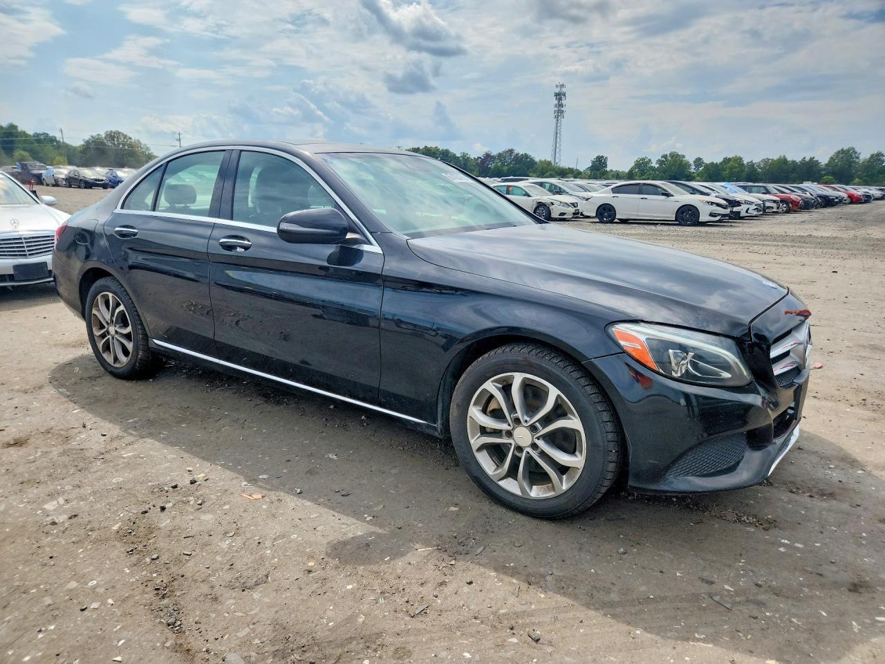 2017 Mercedes-Benz C 300 4Matic - zdjęcie 4