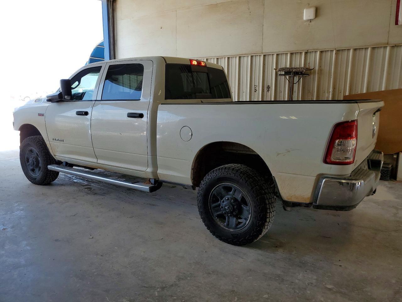 2022 Ram 2500 Tradesman - zdjęcie 2