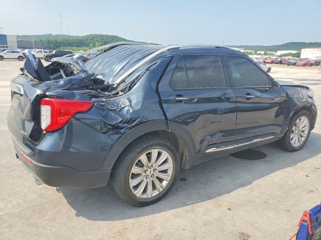 2022 Ford Explorer Limited - zdjęcie 3