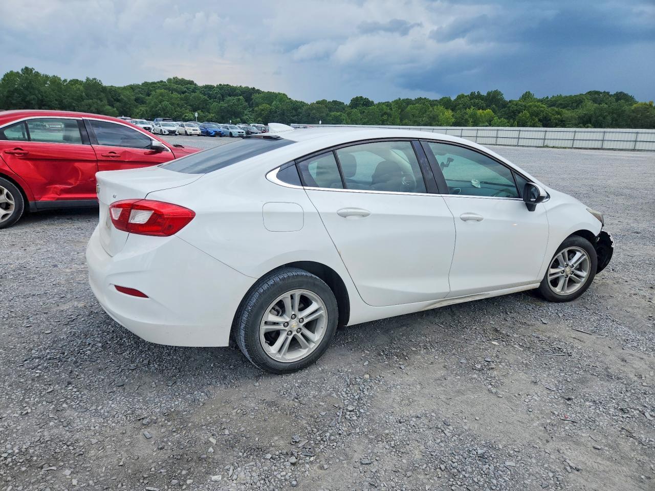 2016 Chevrolet Cruze Lt - zdjęcie 3