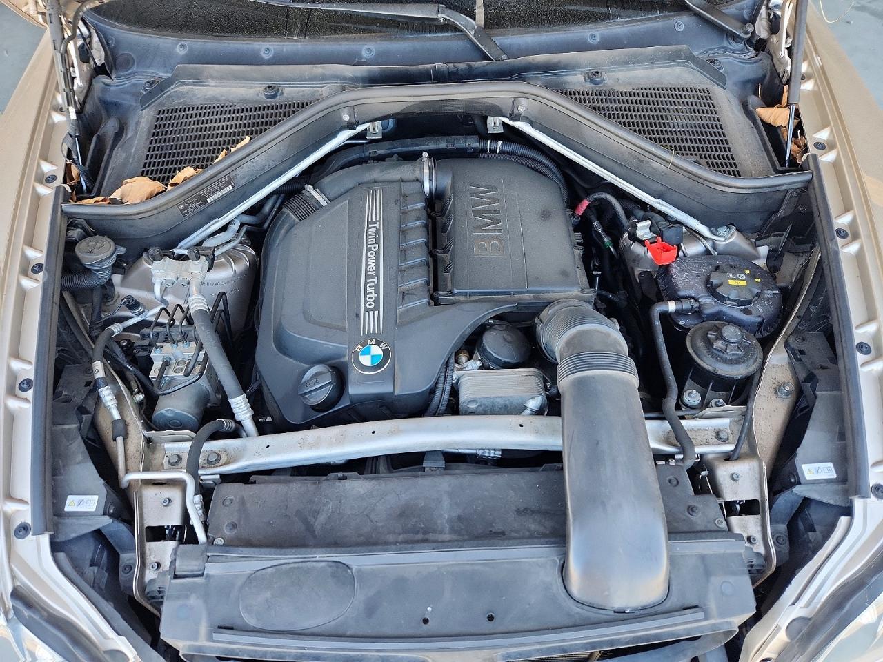 2013 BMW X5 xDrive35I - zdjęcie 12