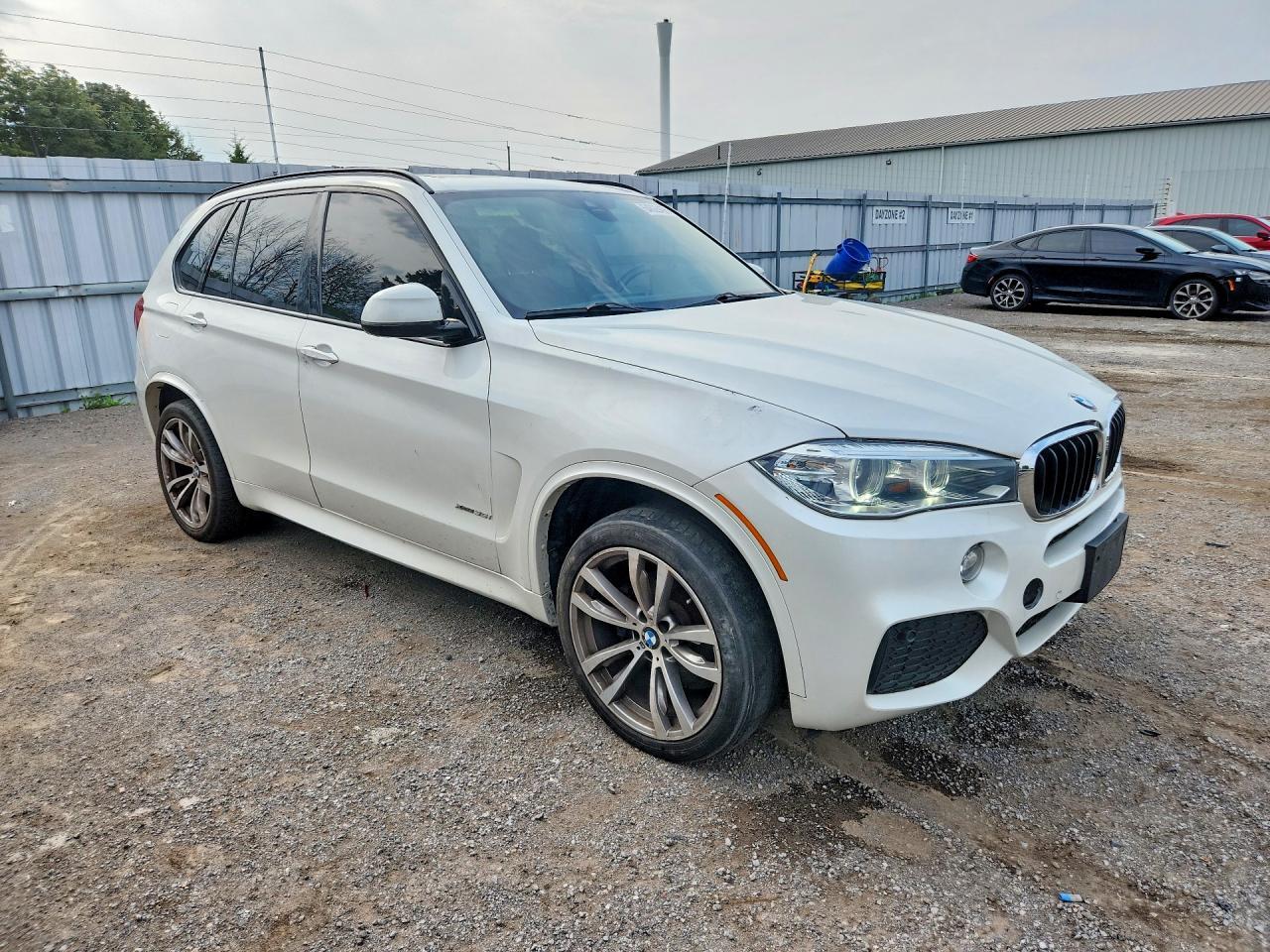 2016 BMW X5 xDrive35I - zdjęcie 4
