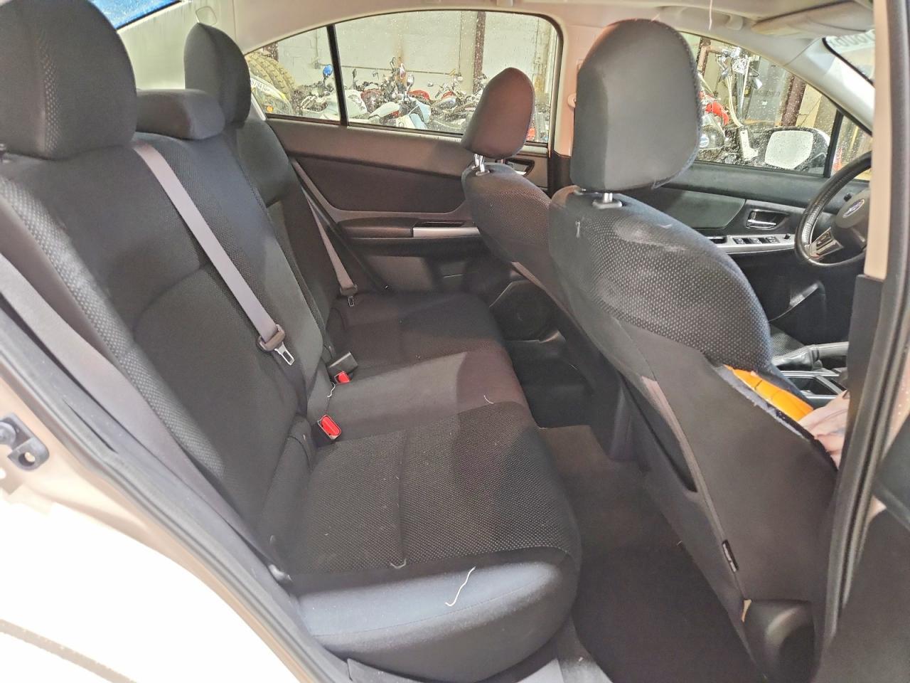 2016 Subaru Impreza Premium Plus - zdjęcie 10