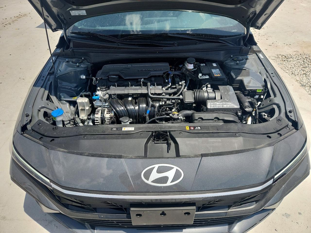 2026 Hyundai Elantra Sel Sport - zdjęcie 11