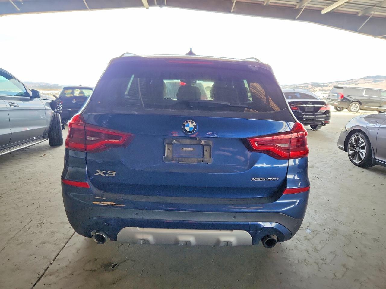 2018 BMW X3 xDrive30I - zdjęcie 6