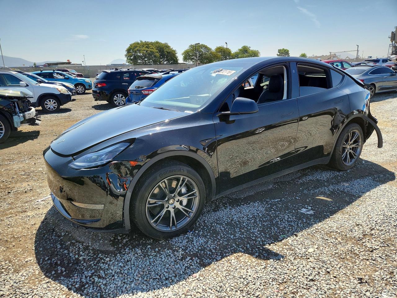 2024 Tesla Model Y - zdjęcie główne