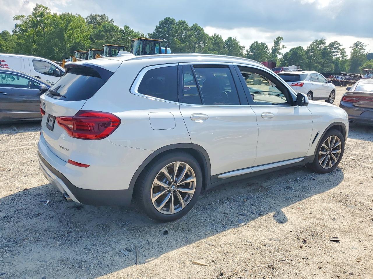 2019 BMW X3 xDrive30I - zdjęcie 3