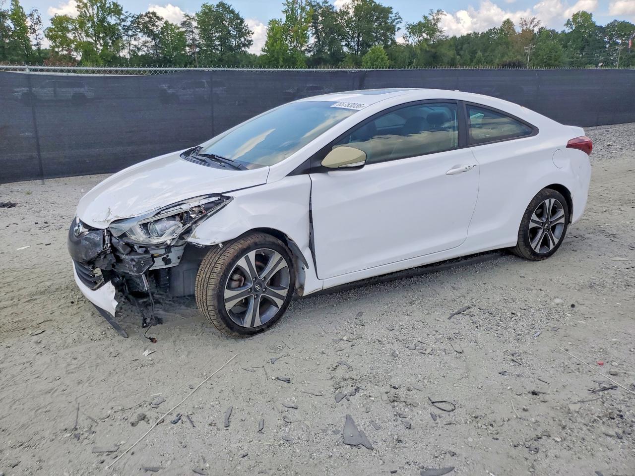 Hyundai Elantra Coupe - zdjęcie 1