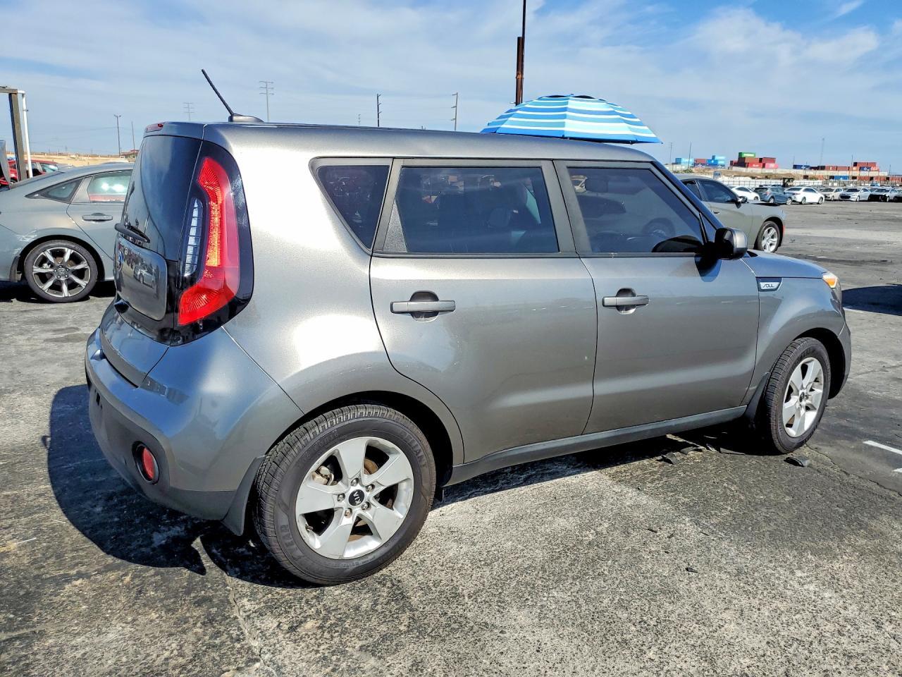 2019 Kia Soul Base - zdjęcie 3