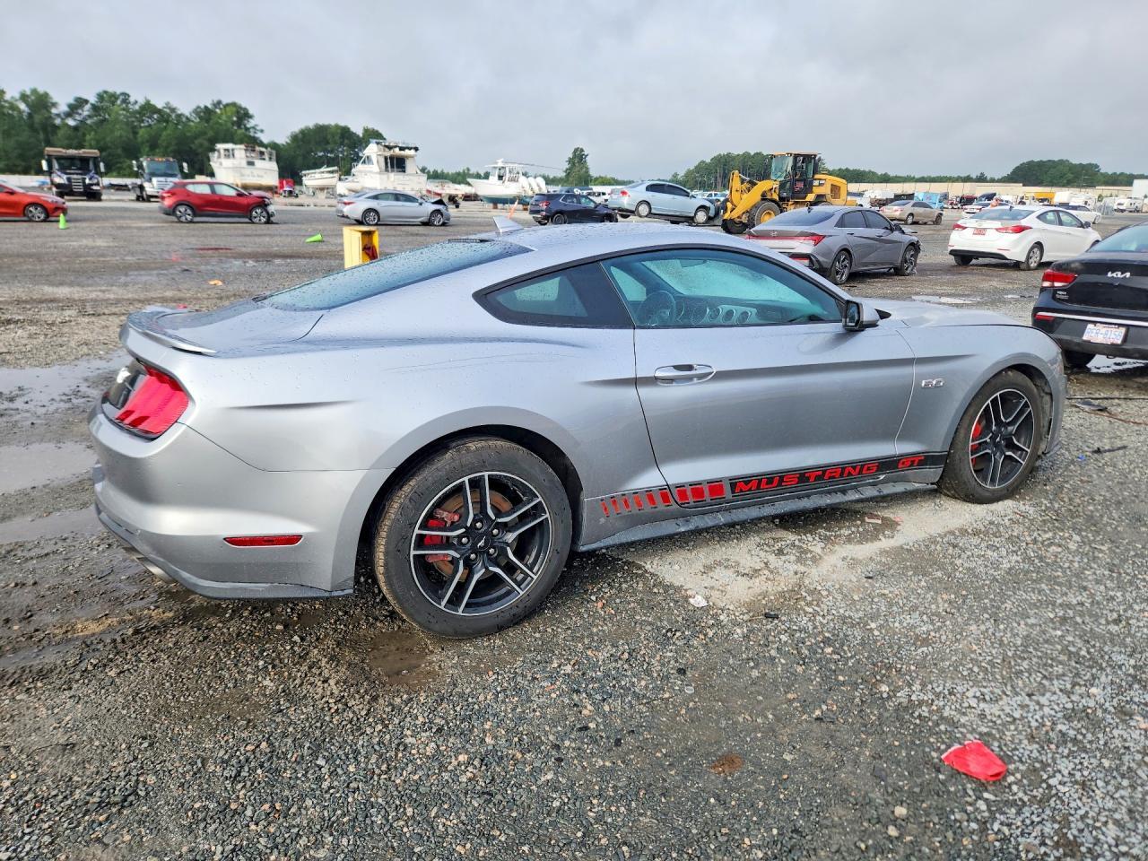 2021 Ford Mustang Gt - zdjęcie 3