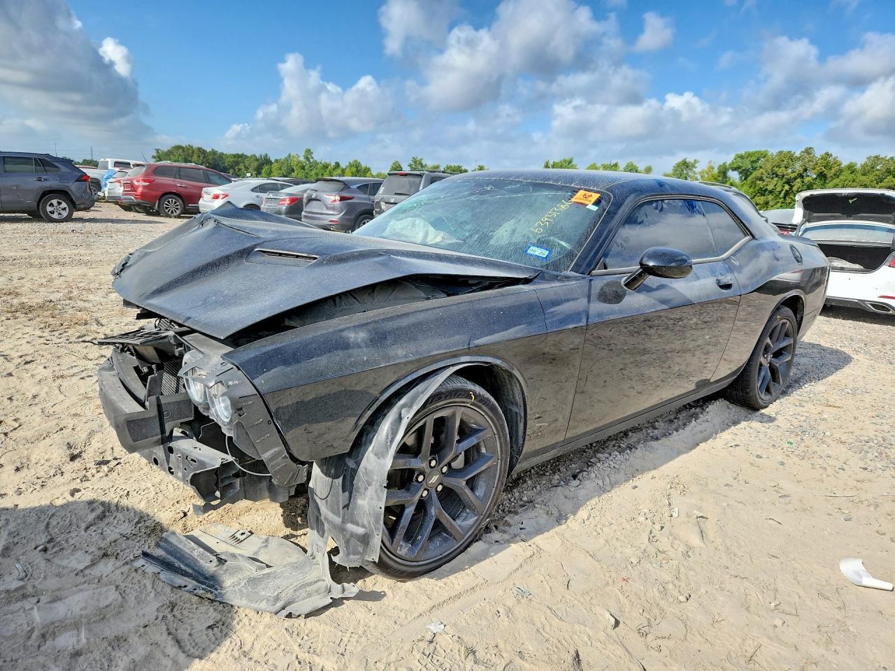 2022 Dodge Challenger Sxt - zdjęcie główne