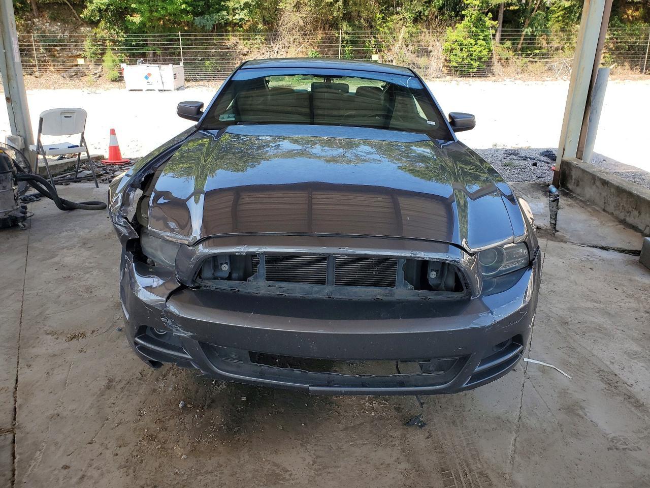 2014 Ford Mustang - zdjęcie 5