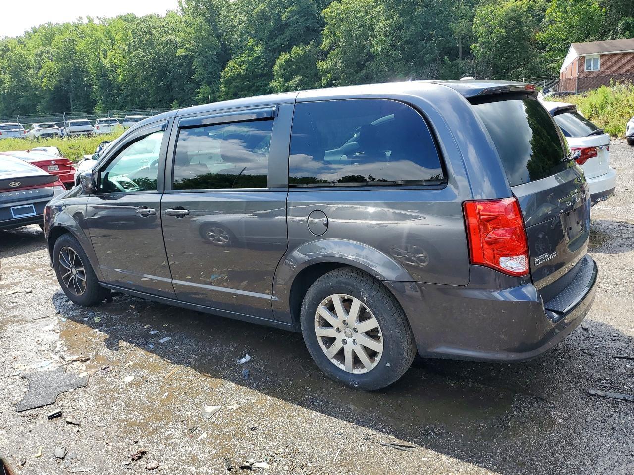 2018 Dodge Grand Caravan Se - zdjęcie 2