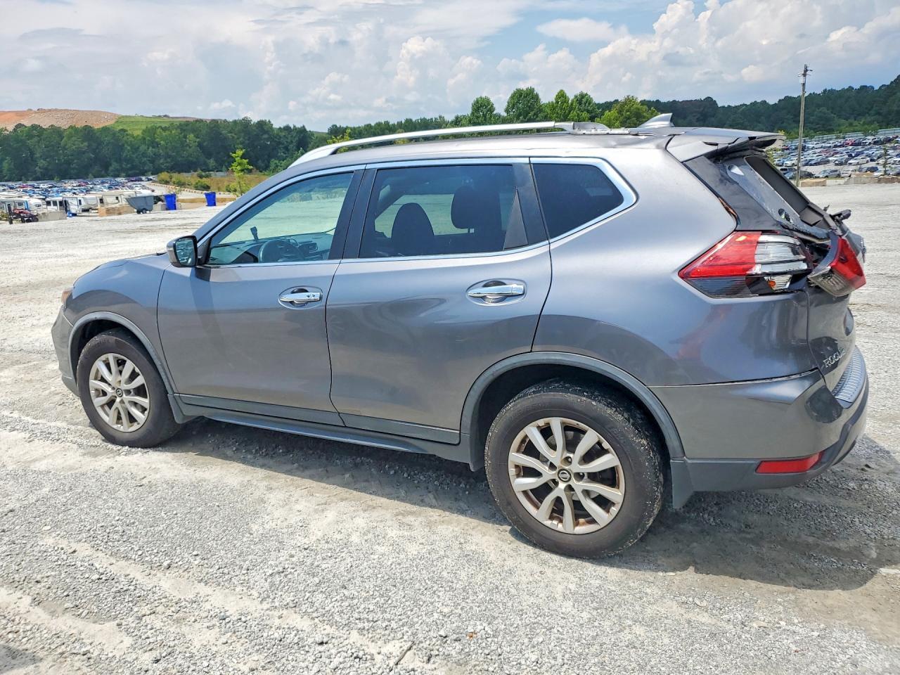 2017 Nissan Rogue Sv - zdjęcie 2