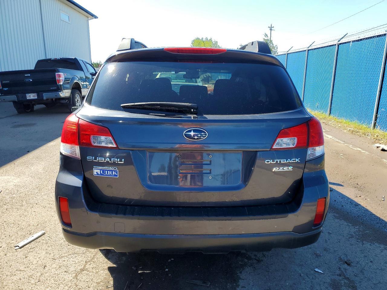 2013 Subaru Outback 2.5I Premium - zdjęcie 6