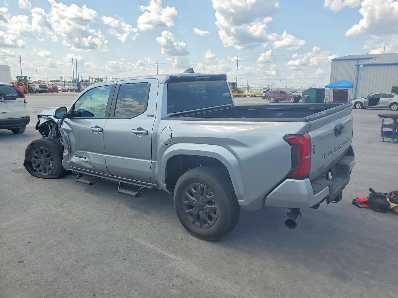 2026 Toyota Tacoma Sr5 - zdjęcie 2