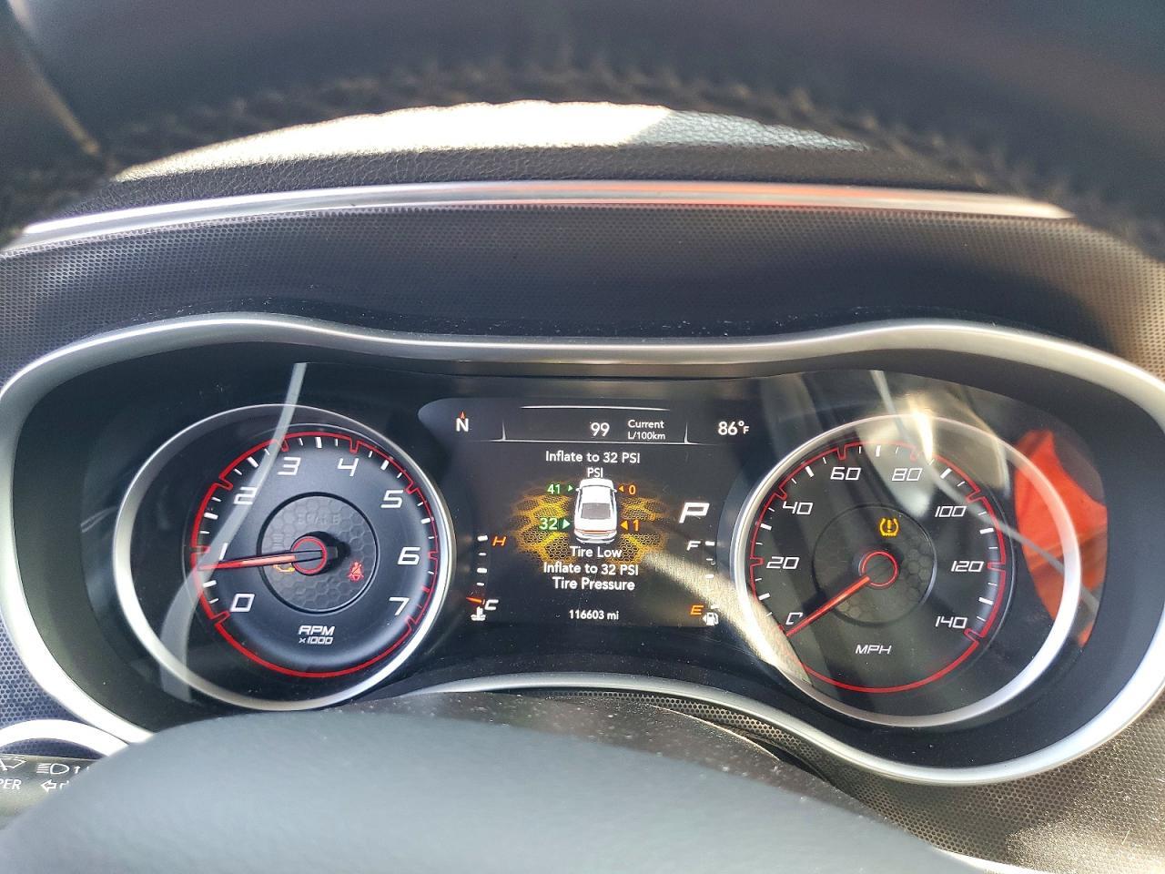 2015 Dodge Charger Sxt - zdjęcie 9
