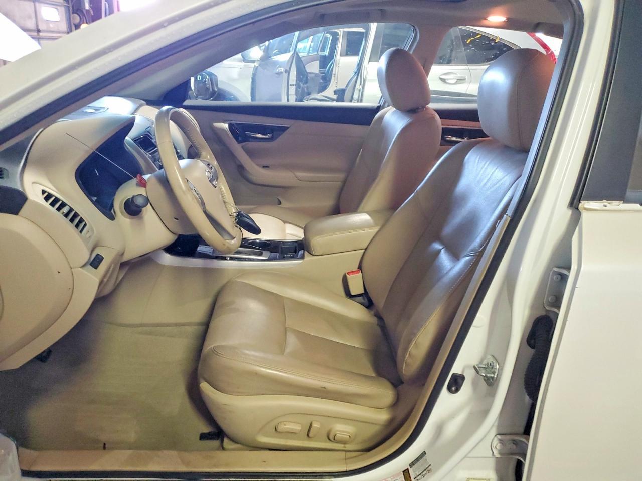 2013 Nissan Altima 2.5 - zdjęcie 7