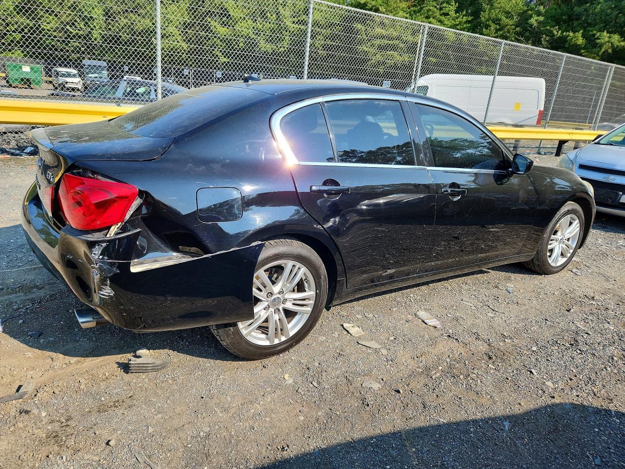 2013 Infiniti G37 Sedan X - zdjęcie 3